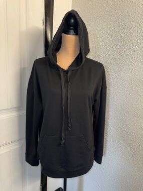 Black Hooded Pullover lightweight Hoodie